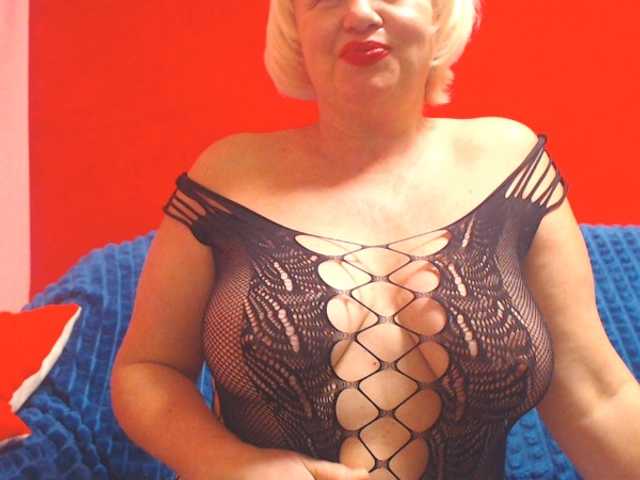 LisaViktoria live cam on BongaCams