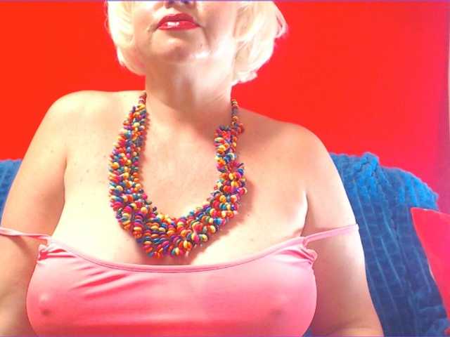 LisaViktoria live cam