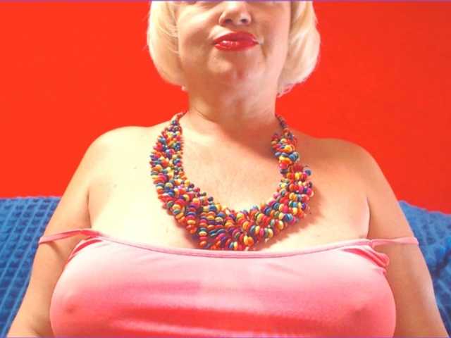LisaViktoria live cam on BongaCams