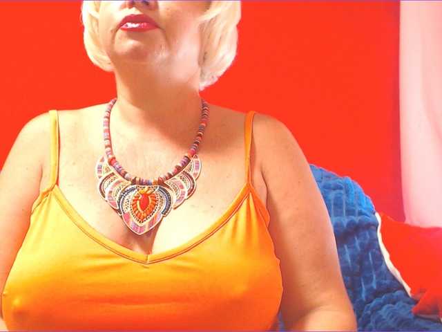 LisaViktoria live cam on BongaCams