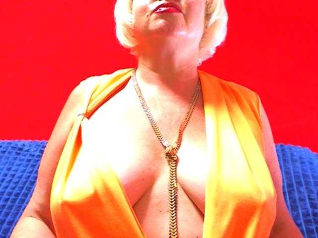 LisaViktoria live cam on BongaCams