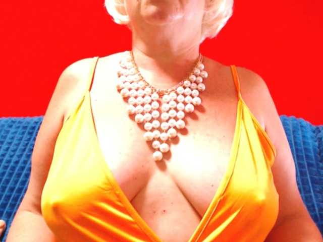 LisaViktoria live cam on BongaCams
