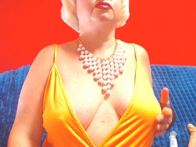 Sex chat gratuit in direct cu LisaViktoria pe BongaCams