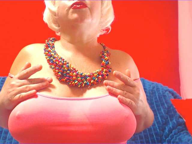 LisaViktoria live cam on BongaCams