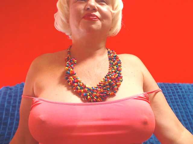 LisaViktoria live cam on BongaCams