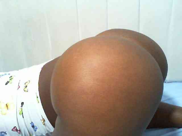 Bigass2030 webcam
