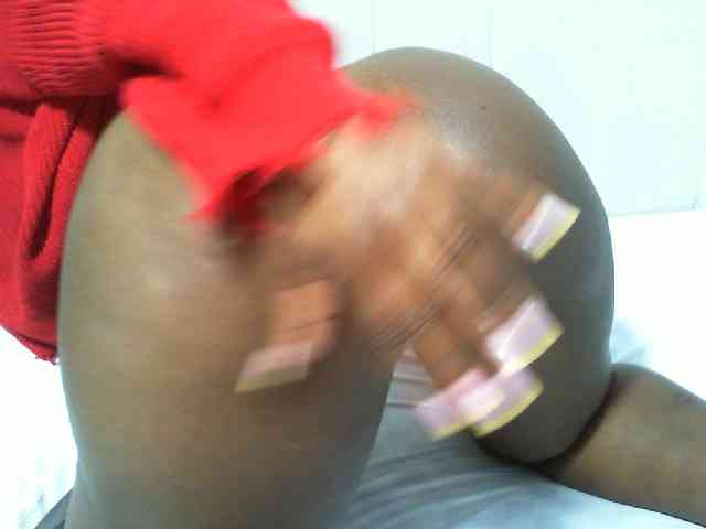 Bigass2030 webcam