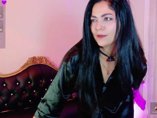 MarianaMontezz live cam on BongaCams