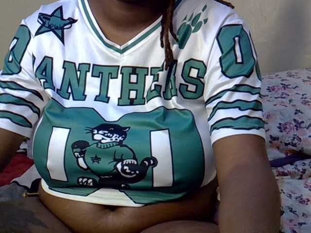 Cheerchelly live cam on BongaCams
