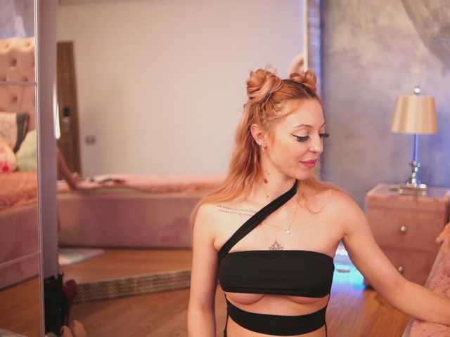 MilanaAmber webcam