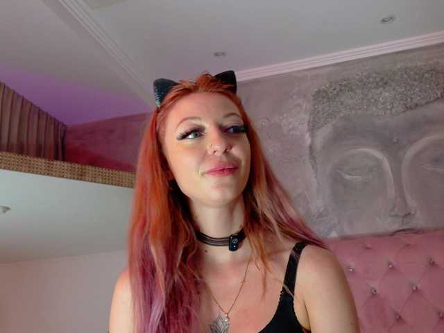 MilanaAmber webcam