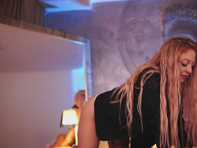 MilanaAmber live cam on BongaCams