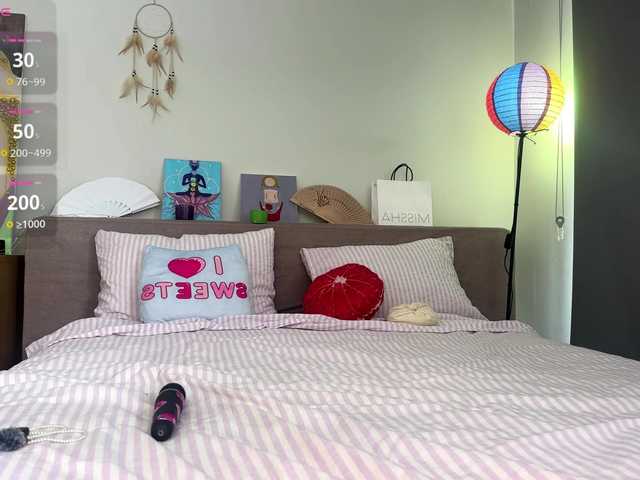 Miravine live cam on BongaCams