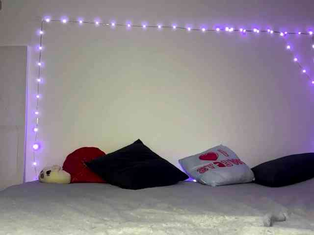 MissCherry webcam