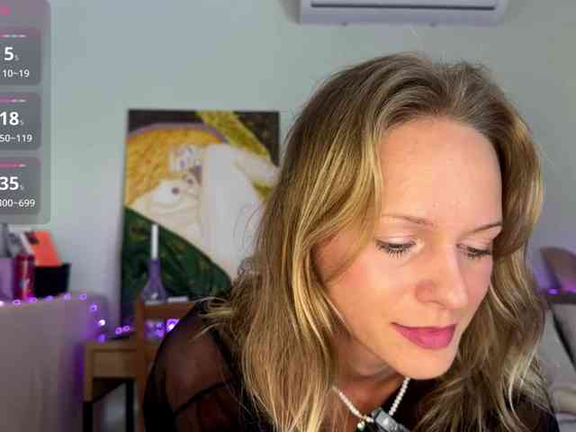 MissCherry webcam
