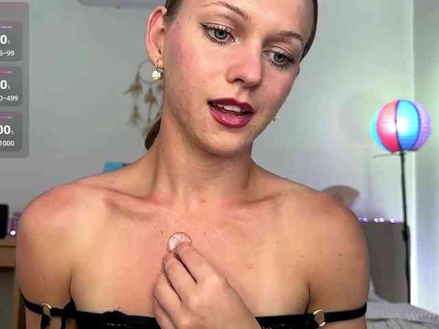 MissCherry webcam