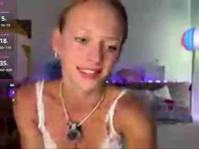 MissCherry webcam