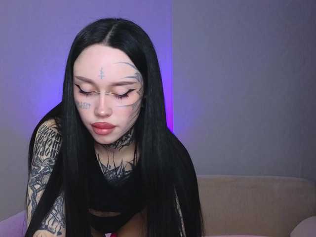 somniya's BongaCams show and profile