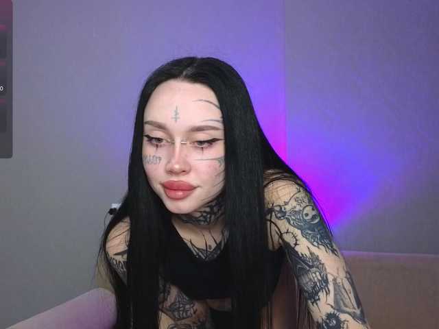 somniya's BongaCams show and profile