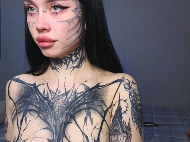 le modèle somniya est en webcam porno dans un show sur le site bongacams, il possède les tags suivants: White/Caucasian,Brunette,Trimmed