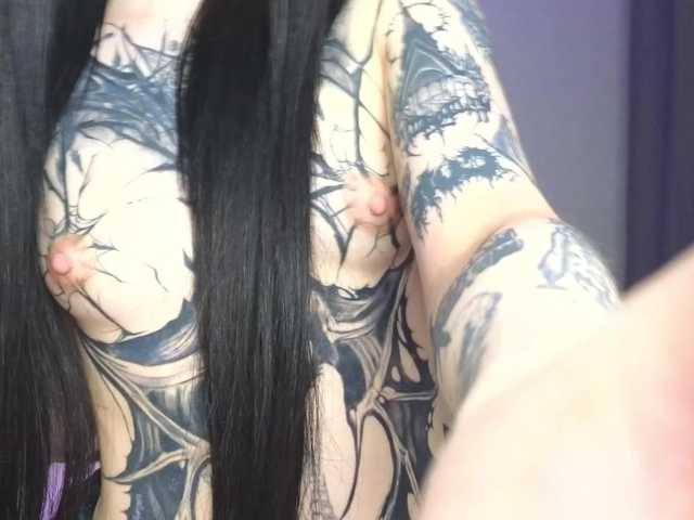 somniya's BongaCams show and profile