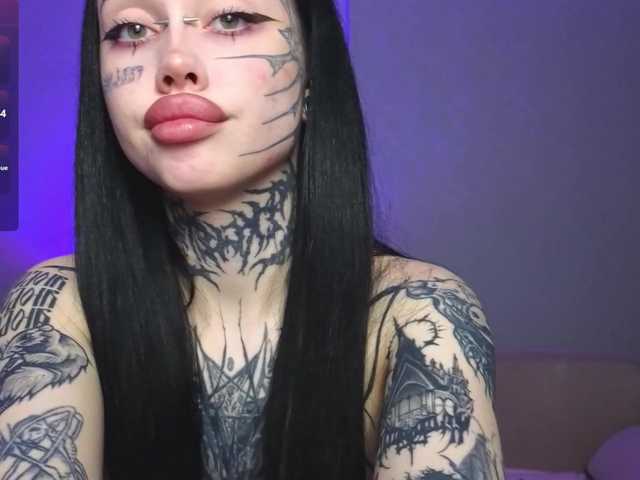 somniya's BongaCams show and profile