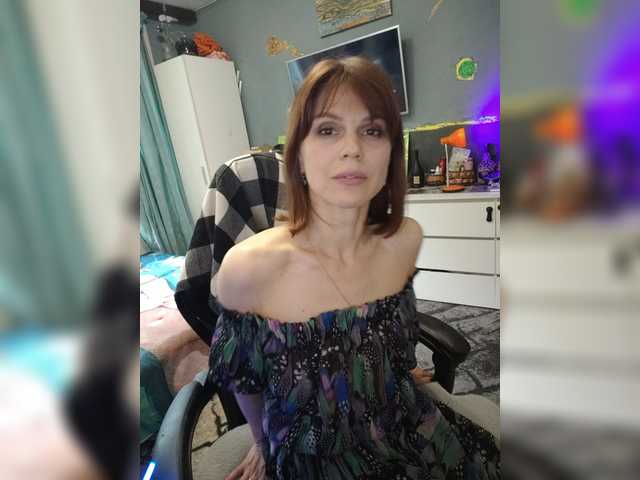 Vikeyna live cam on BongaCams
