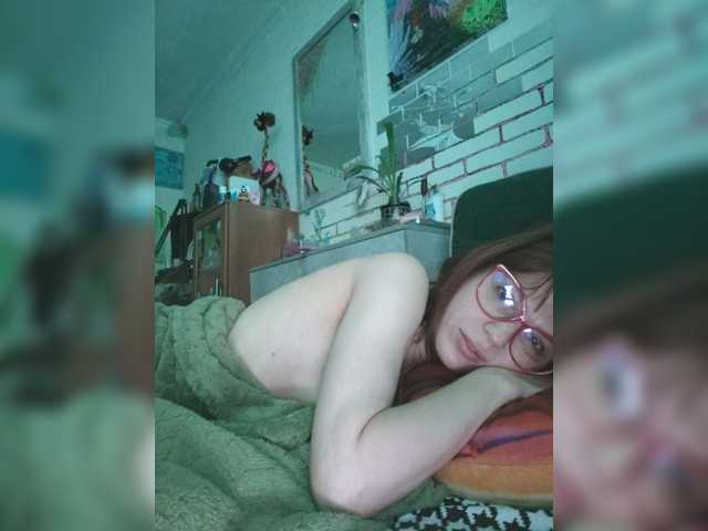Vikeyna live cam on BongaCams