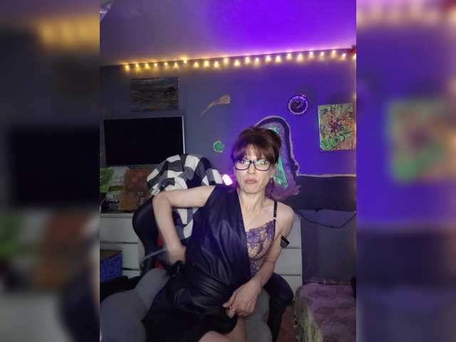 Vikeyna live cam on BongaCams
