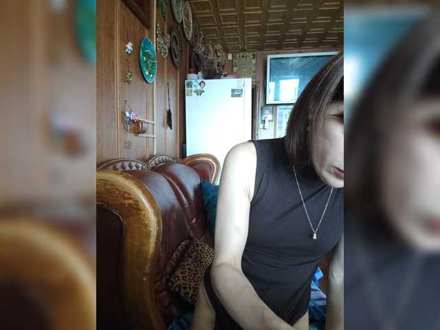 Vikeyna live cam on BongaCams