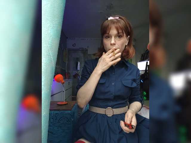 Vikeyna live webcam show
