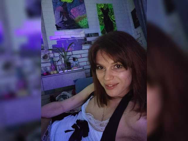 Vikeyna live cam on BongaCams