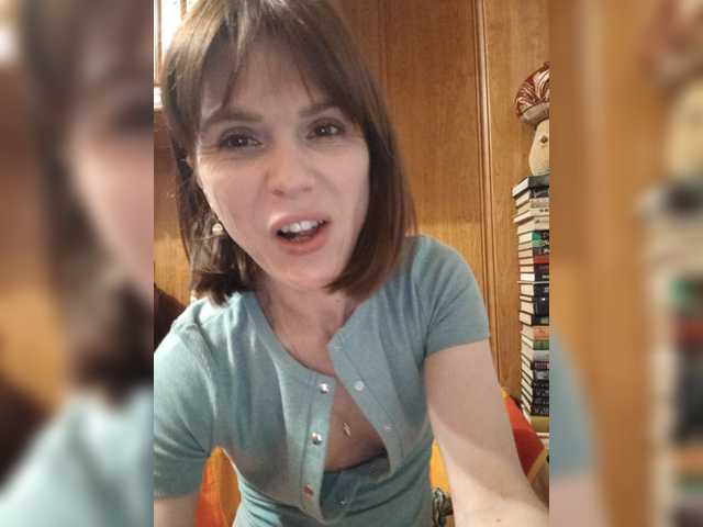 Vikeyna live cam on BongaCams