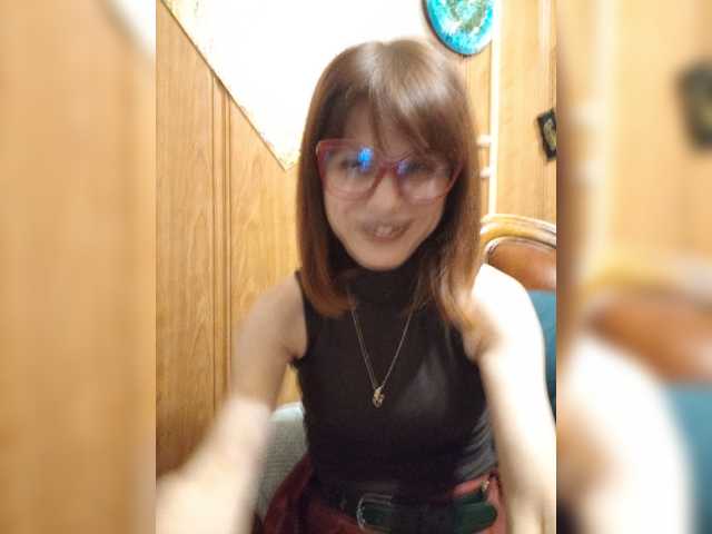 Vikeyna live cam on BongaCams