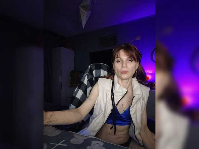 Vikeyna live cam on BongaCams