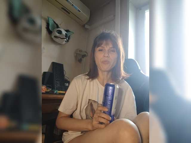 Vikeyna live cam on BongaCams