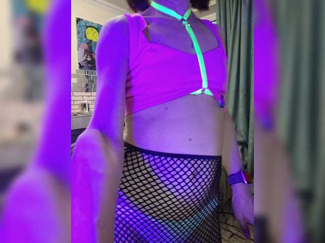 Vikeyna live cam on BongaCams