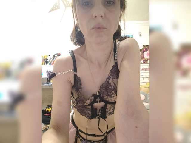 Vikeyna live cam on BongaCams