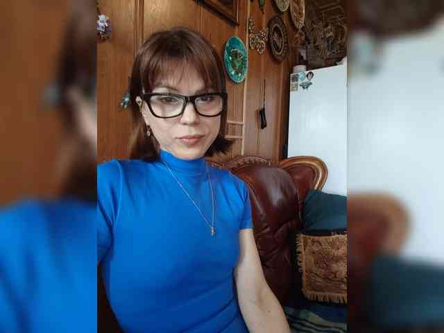 Vikeyna Live Webcam on BongaCams
