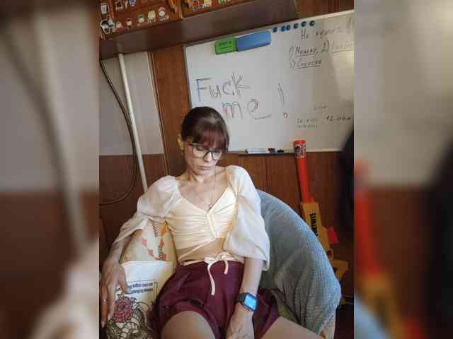 Vikeyna Sex Cam Show