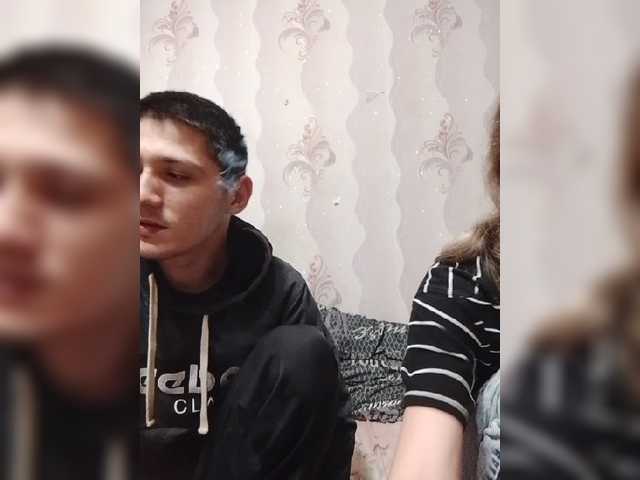 le modèle VOLKAIDA est en webcam porno dans un show sur le site bongacams, il possède les tags suivants: White/Caucasian,Brunette,Trimmed