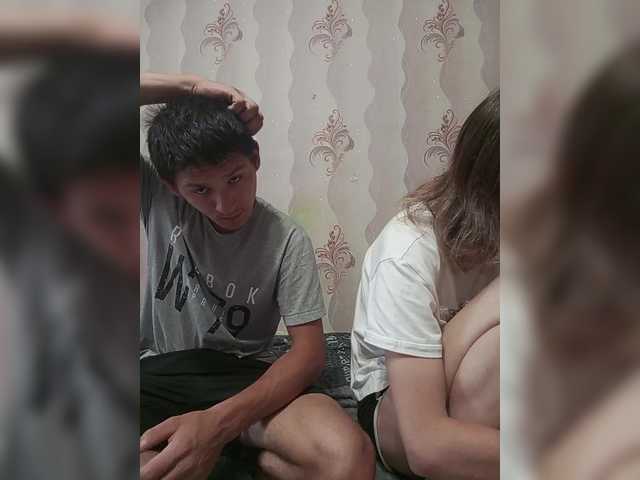 le modèle VOLKAIDA est en webcam porno dans un show sur le site bongacams, il possède les tags suivants: White/Caucasian,Brunette,Trimmed