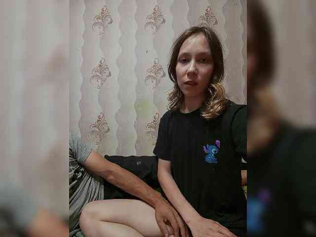 VOLKAIDA Sex Cam Show