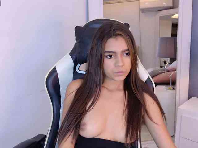 SaraNixxon