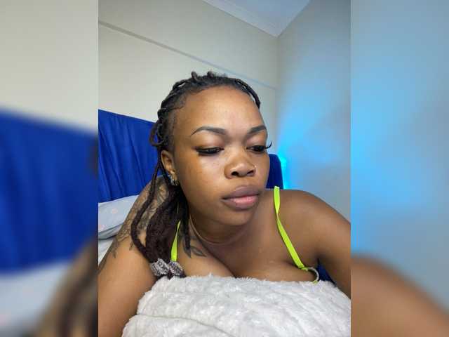 SexyGusher's BongaCams show and profile