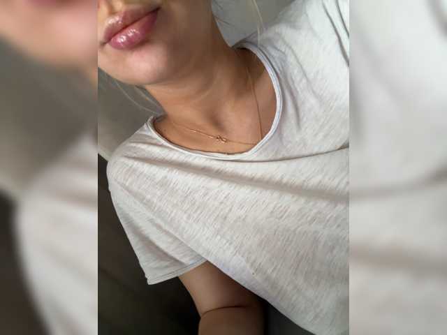 RinaViva live cam on BongaCams