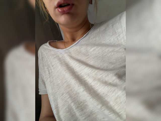 Komissarr live cam preview