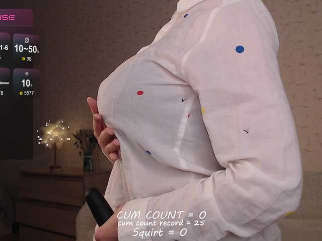 betticutti's BongaCams show and profile