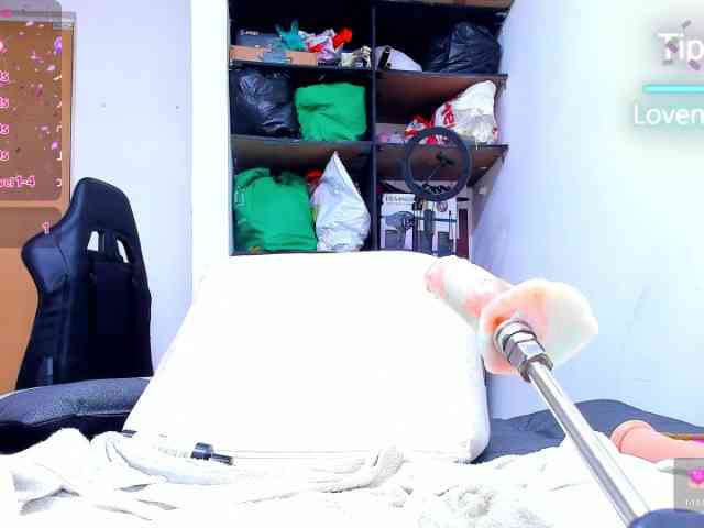 PrincesHorny69 webcam