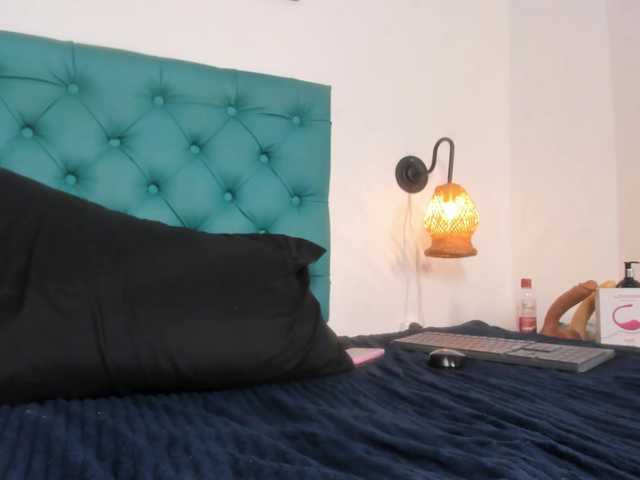 gabi-hot live webcam show